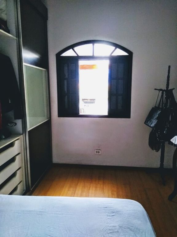 Casa à venda e aluguel com 3 quartos, 89m² - Foto 16