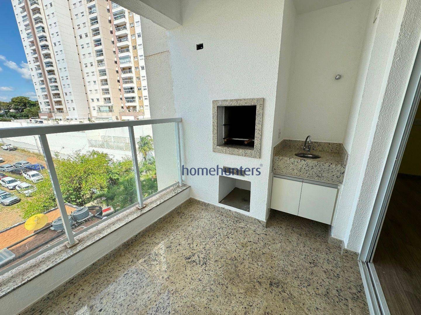 Apartamento para alugar com 2 quartos, 65m² - Foto 9