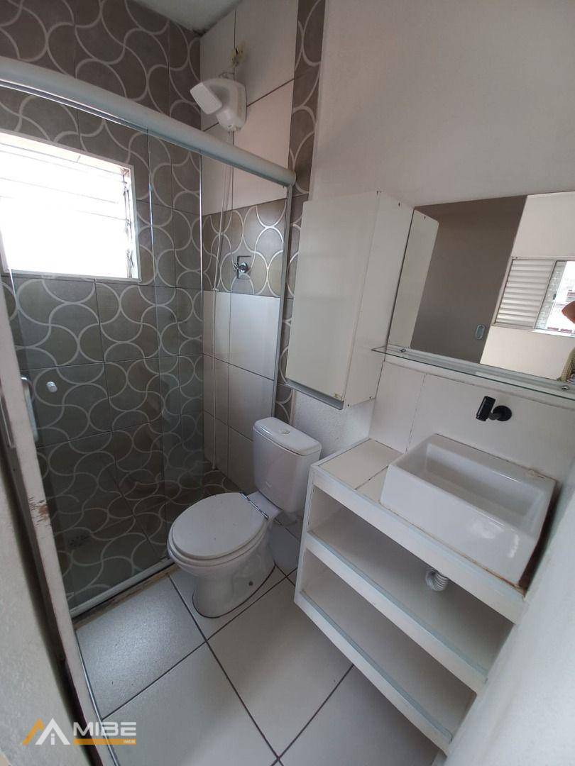 Casa para alugar com 2 quartos, 100m² - Foto 23