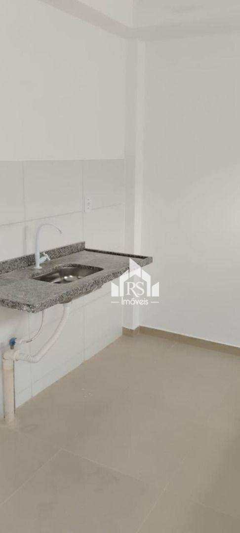 Apartamento à venda com 2 quartos, 45m² - Foto 2