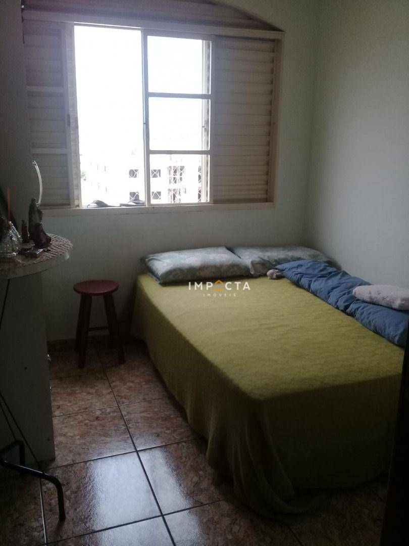 Apartamento à venda com 3 quartos, 85m² - Foto 3