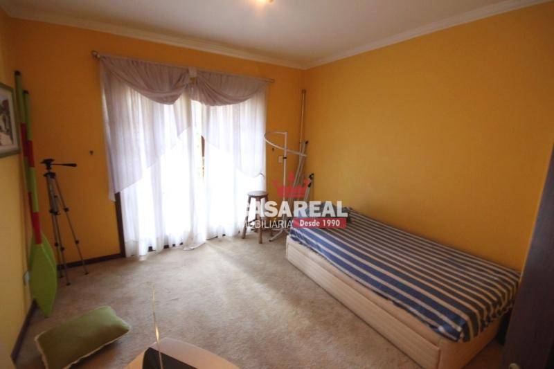 Casa à venda com 4 quartos, 400m² - Foto 13