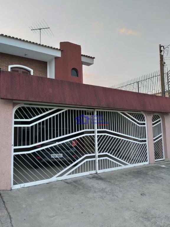 Sobrado à venda com 3 quartos, 290m² - Foto 1