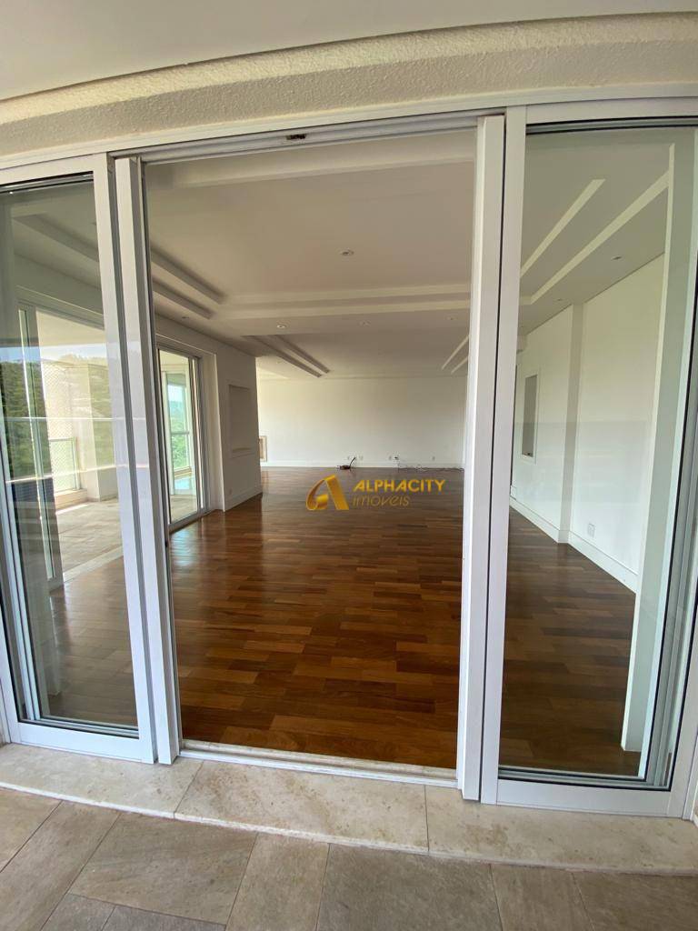 Apartamento para alugar com 4 quartos, 367m² - Foto 24