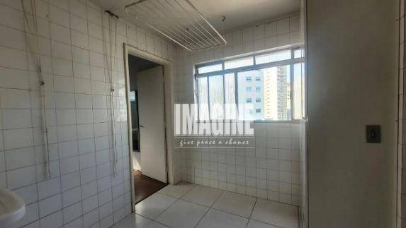 Apartamento à venda com 3 quartos, 132m² - Foto 15