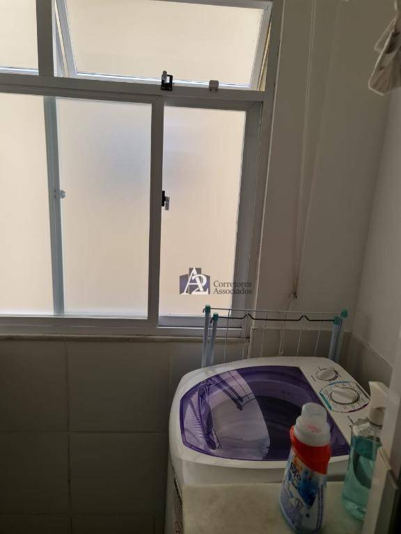 Apartamento à venda com 2 quartos, 60m² - Foto 13