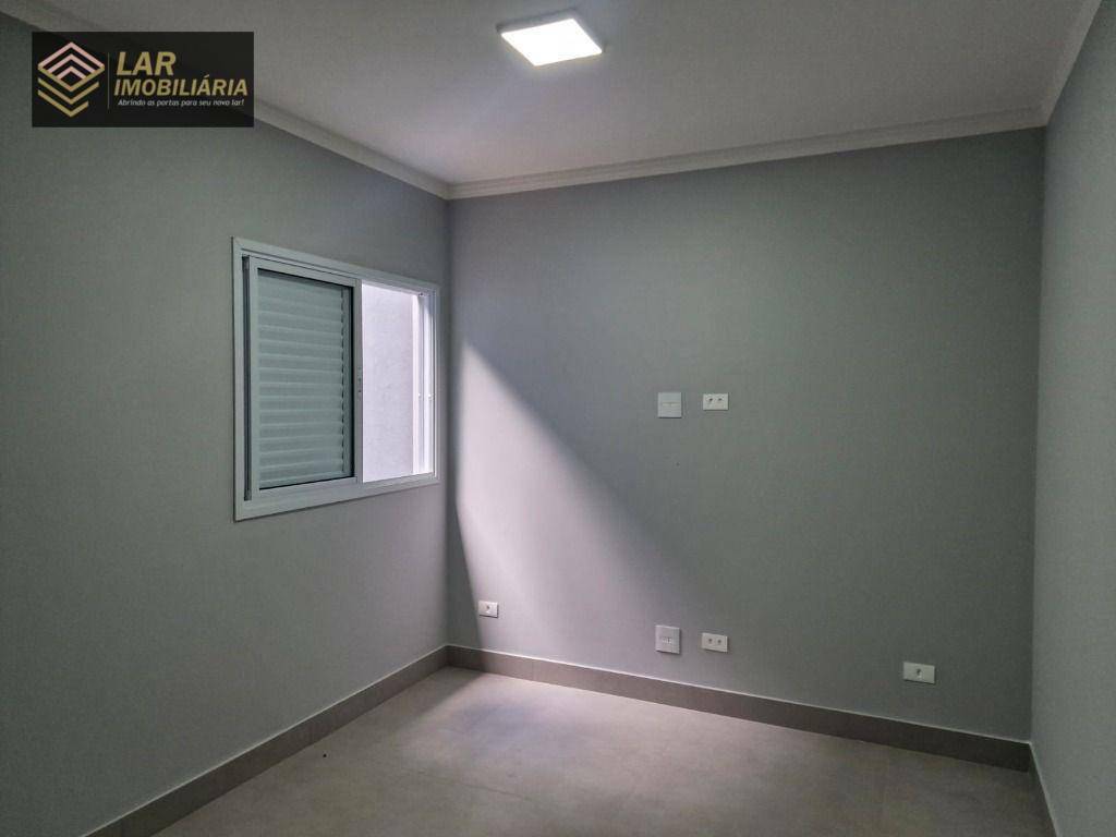 Casa à venda com 2 quartos, 110m² - Foto 13