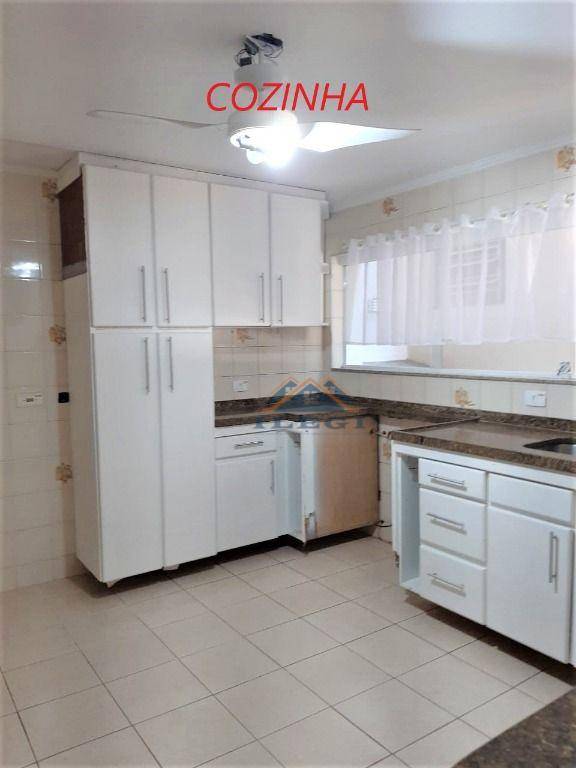 Casa de Condomínio à venda com 4 quartos, 600m² - Foto 20