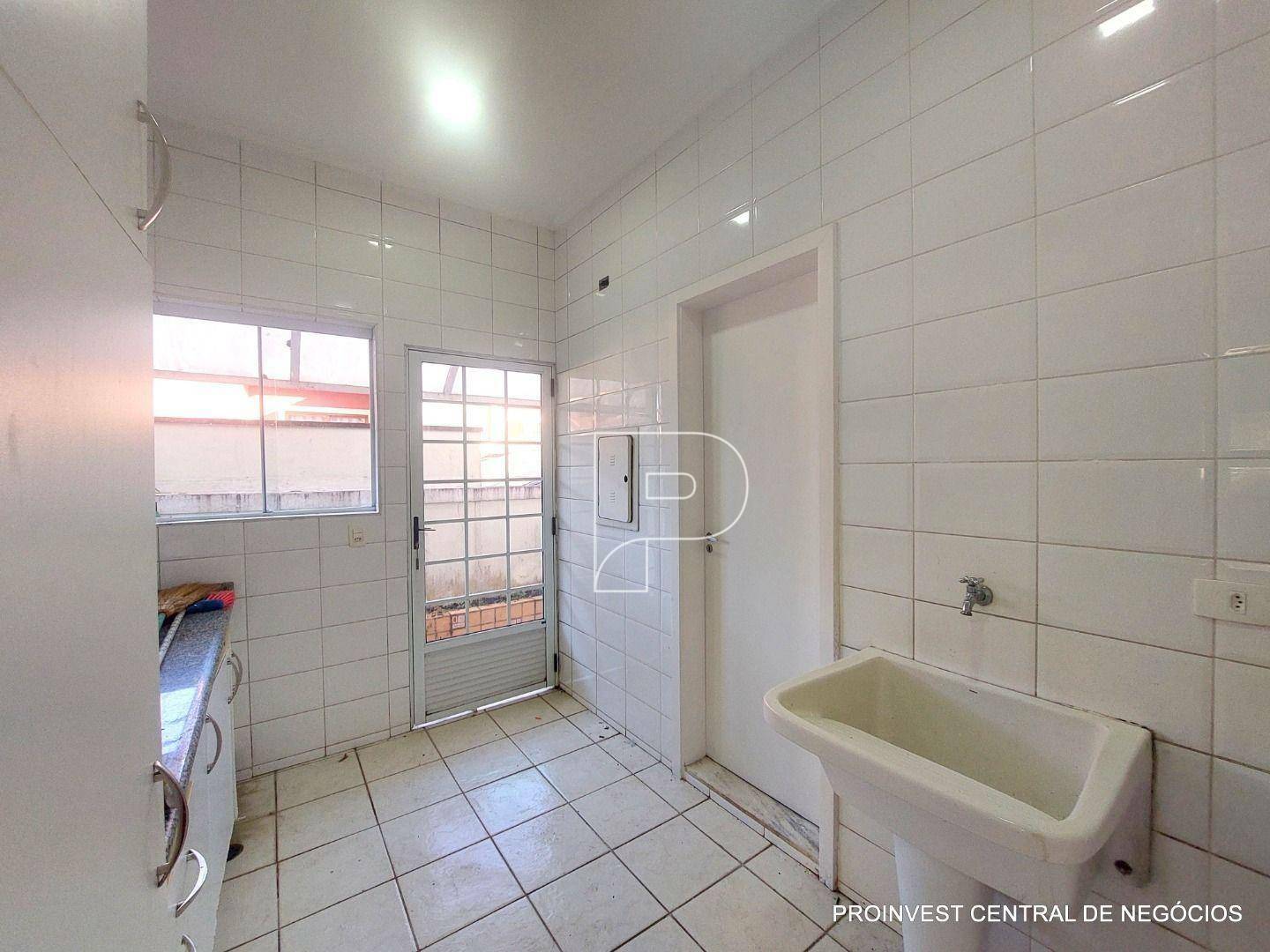 Casa de Condomínio à venda com 4 quartos, 381m² - Foto 18