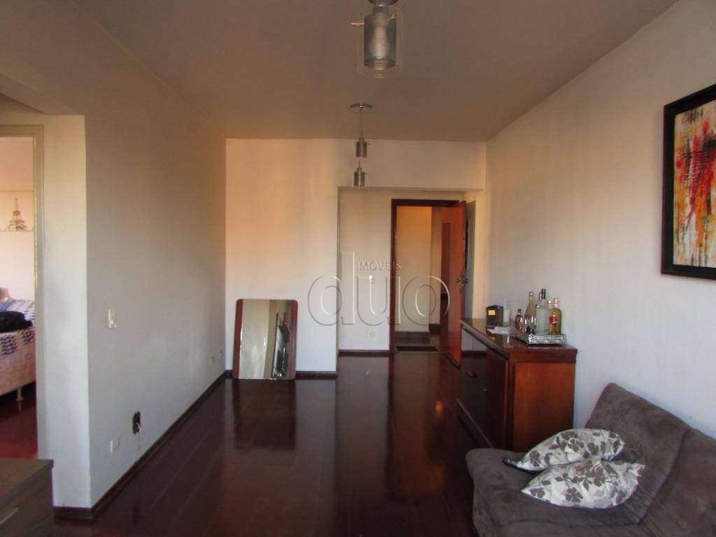 Apartamento à venda com 2 quartos, 77m² - Foto 1