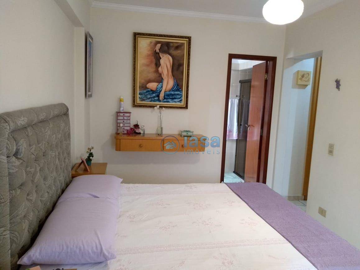 Apartamento à venda com 3 quartos, 140m² - Foto 14