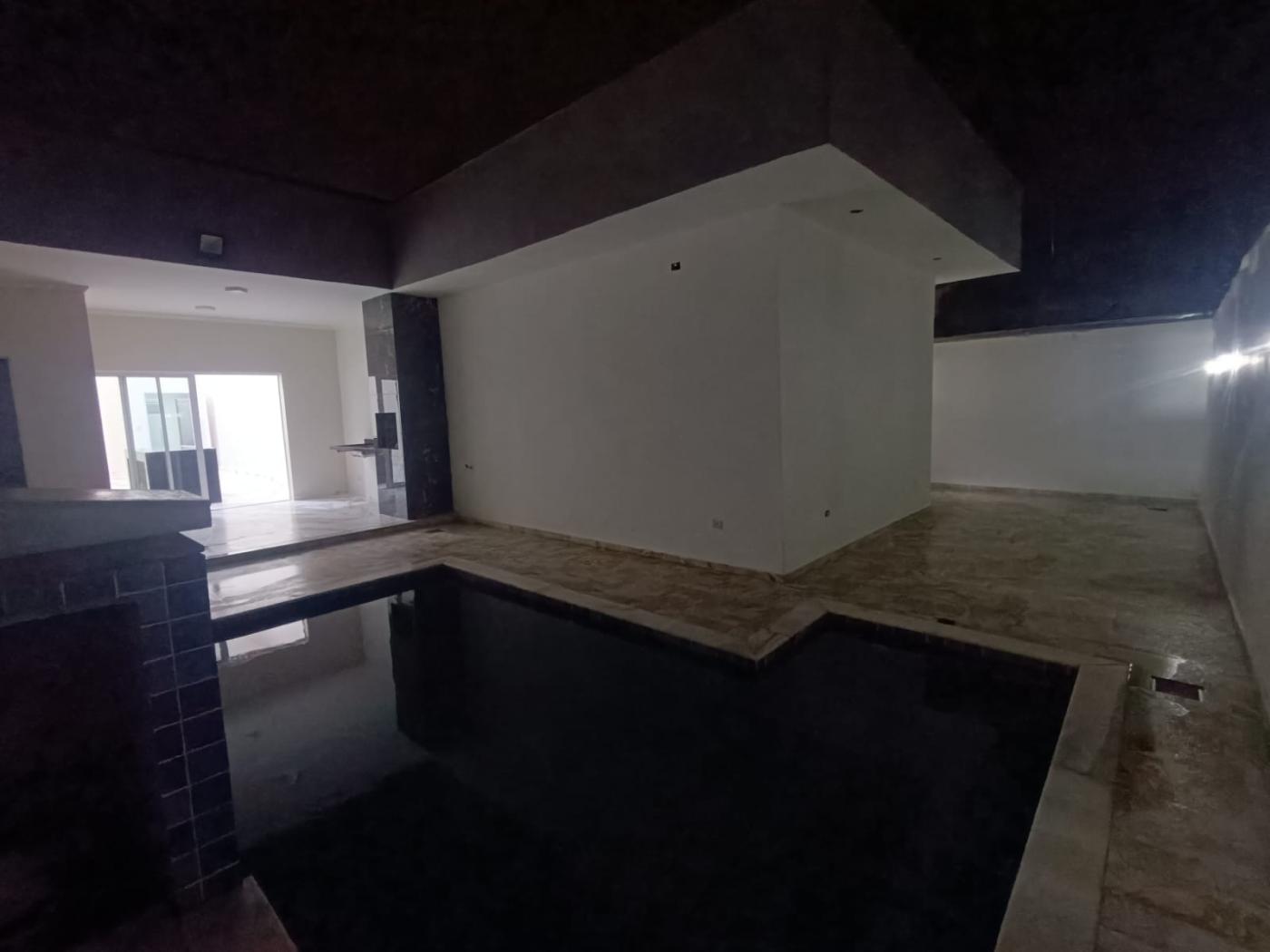 Casa à venda com 3 quartos, 250m² - Foto 42