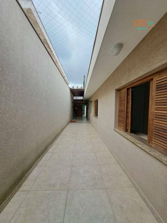 Casa para alugar com 3 quartos, 219m² - Foto 12