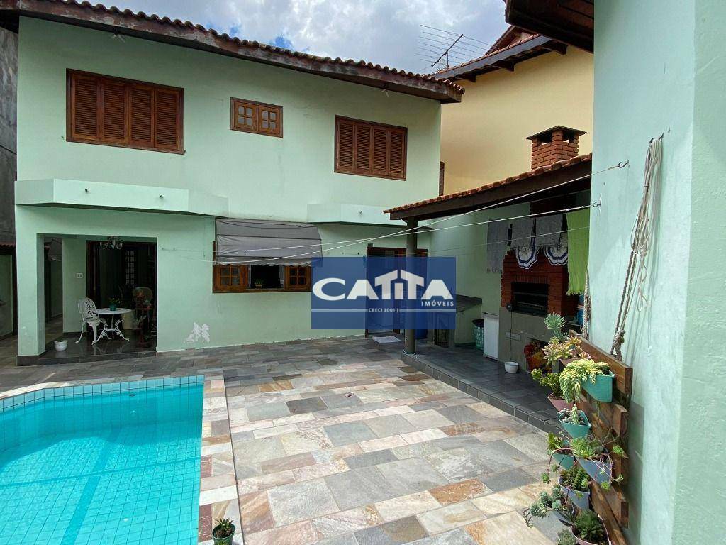 Sobrado à venda com 4 quartos, 317m² - Foto 1