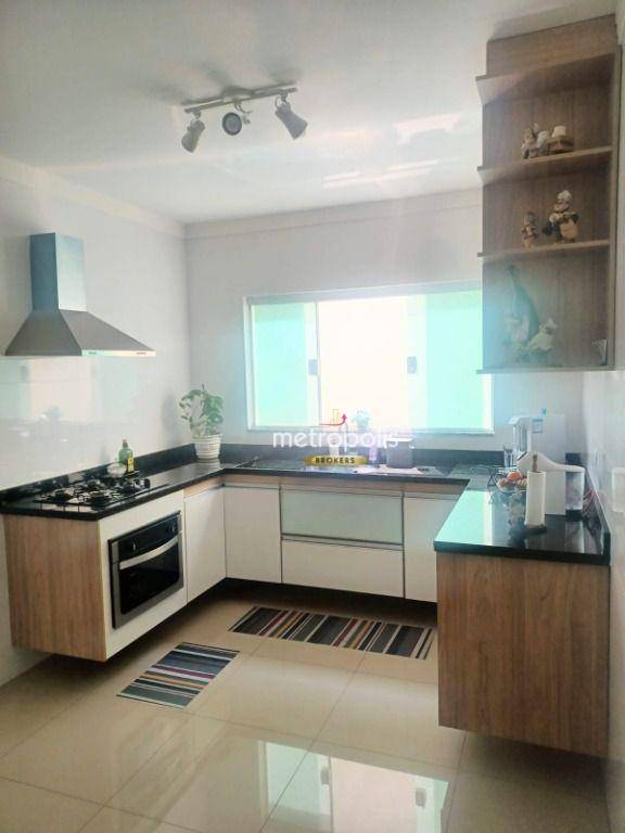 Sobrado à venda com 3 quartos, 200m² - Foto 9