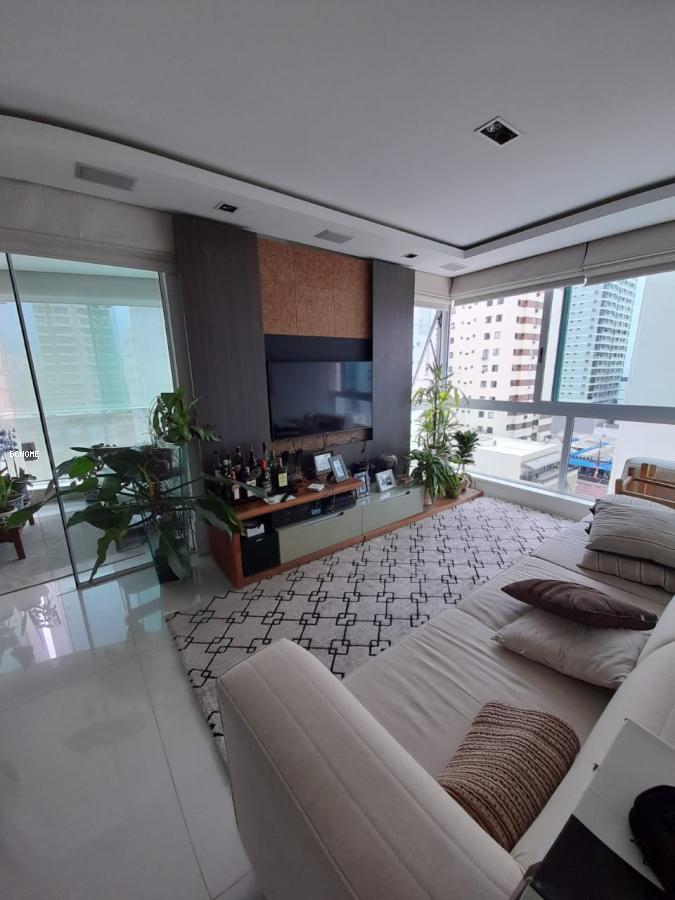 Apartamento à venda com 3 quartos, 157m² - Foto 14