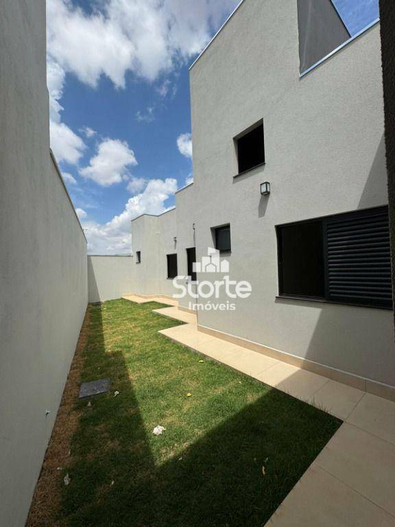 Casa de Condomínio à venda com 3 quartos, 153m² - Foto 11