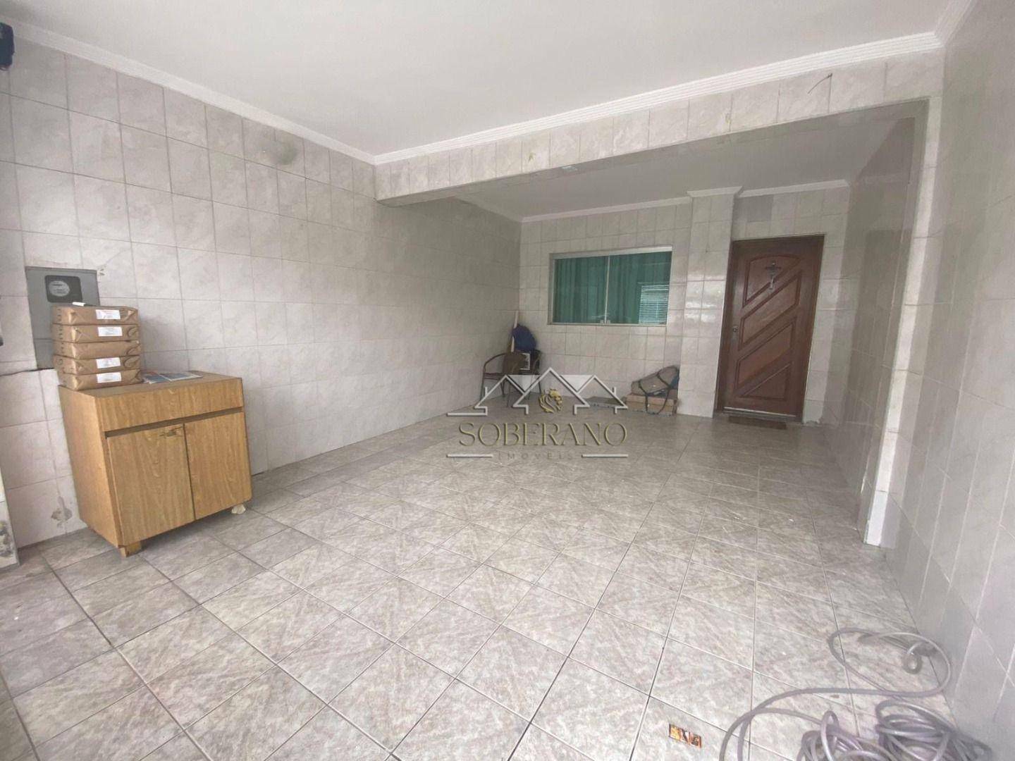 Sobrado à venda com 4 quartos, 180m² - Foto 2