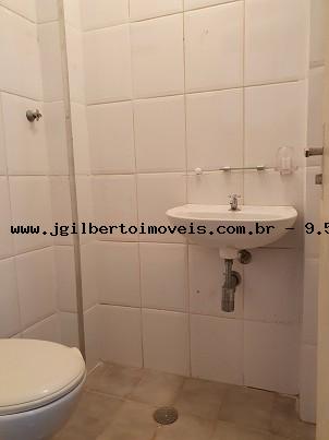 Apartamento à venda com 2 quartos, 83m² - Foto 3