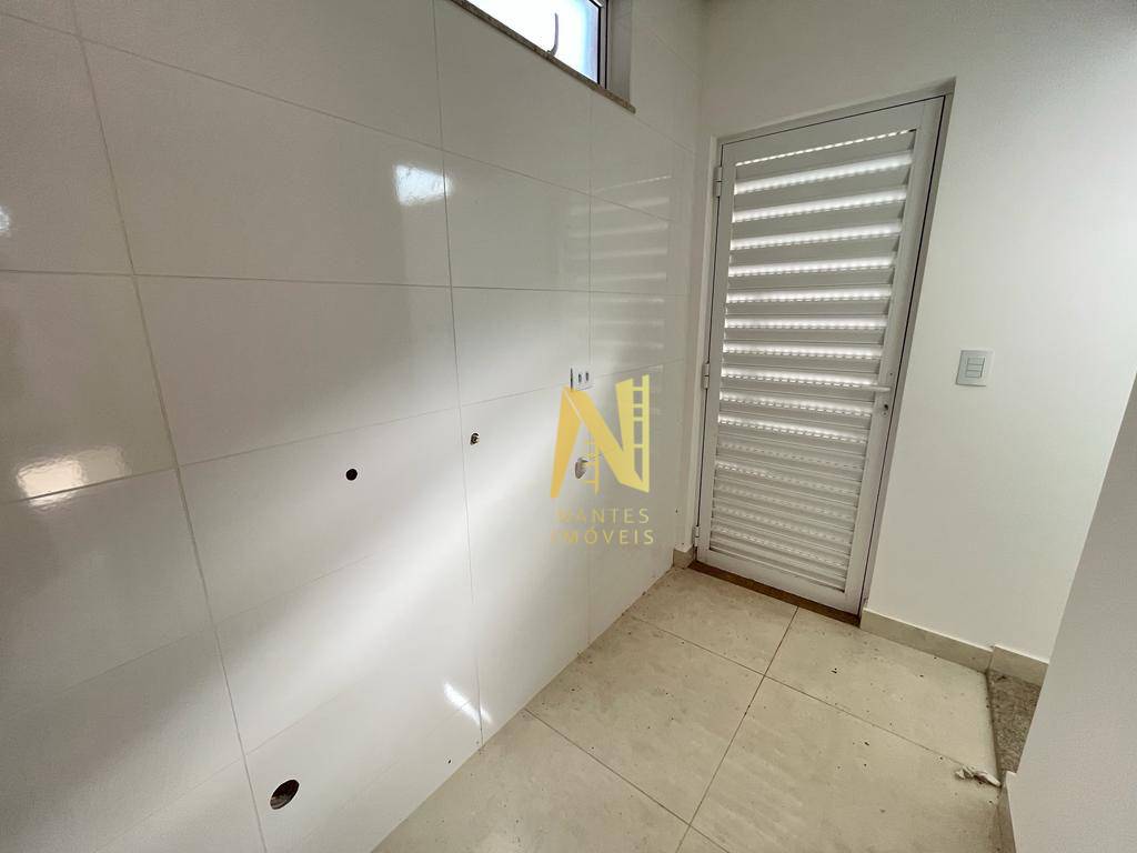 Casa de Condomínio à venda e aluguel com 3 quartos, 146m² - Foto 13