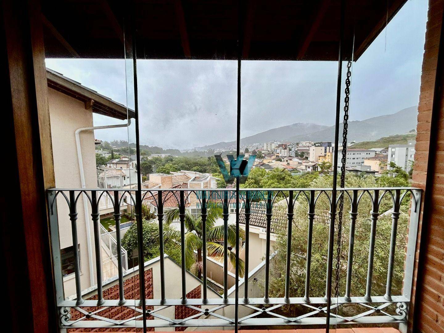 Casa à venda e aluguel com 3 quartos, 295m² - Foto 26