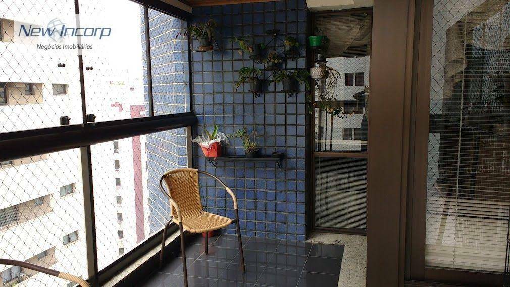 Apartamento à venda com 4 quartos, 152m² - Foto 2