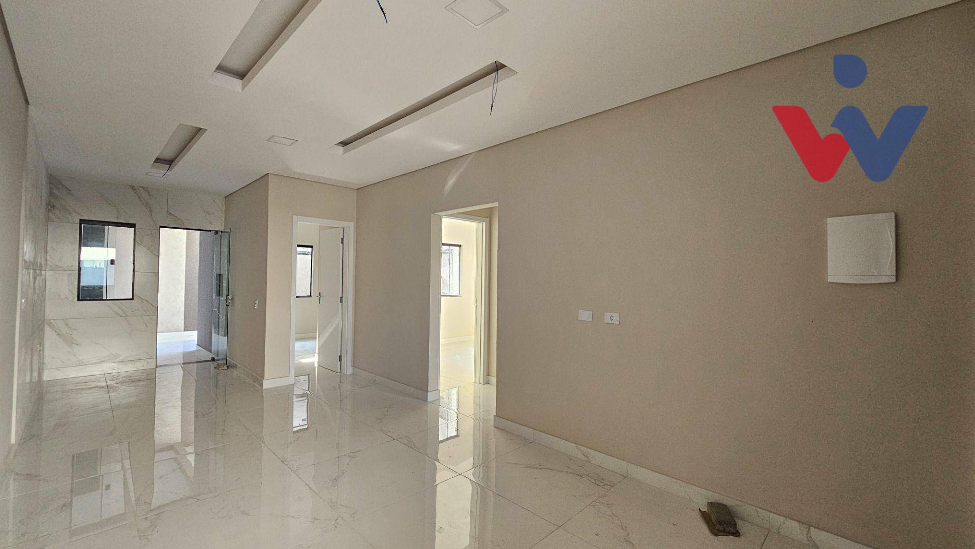 Casa à venda com 3 quartos, 68m² - Foto 2