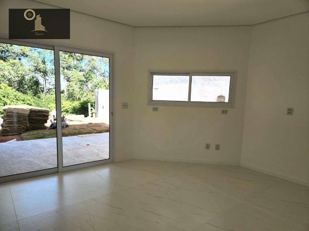 Casa de Condomínio à venda com 3 quartos, 370m² - Foto 13