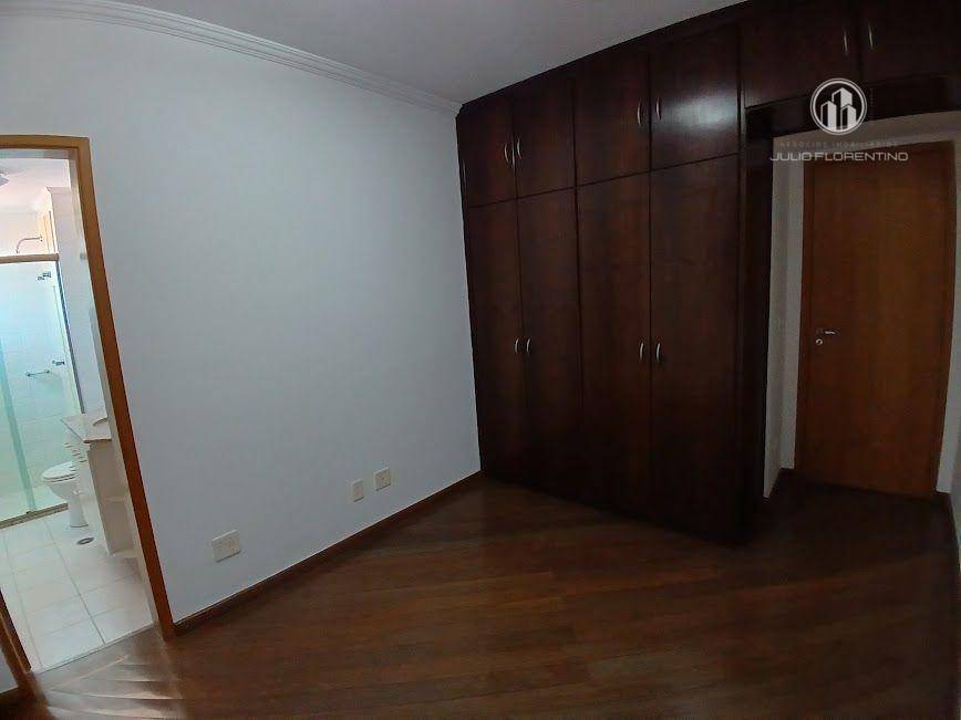 Apartamento à venda com 4 quartos, 273m² - Foto 17