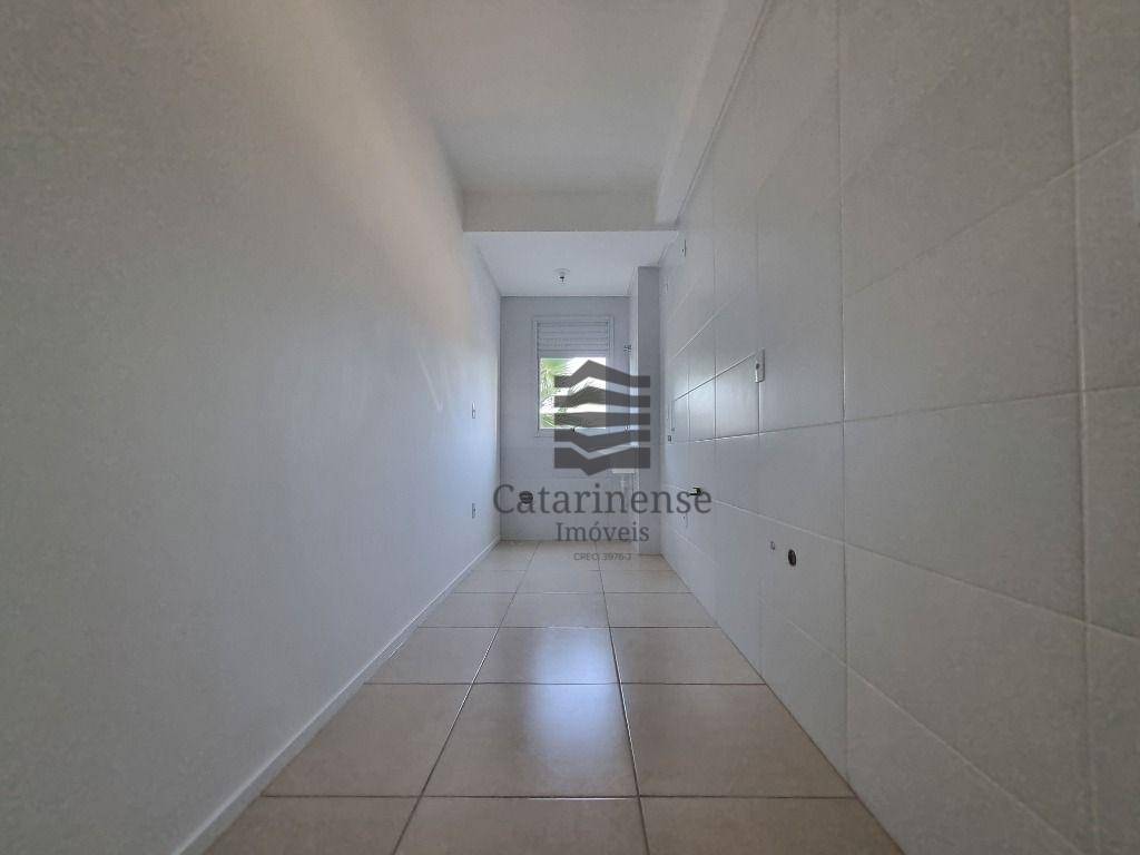 Apartamento à venda com 2 quartos, 55m² - Foto 3