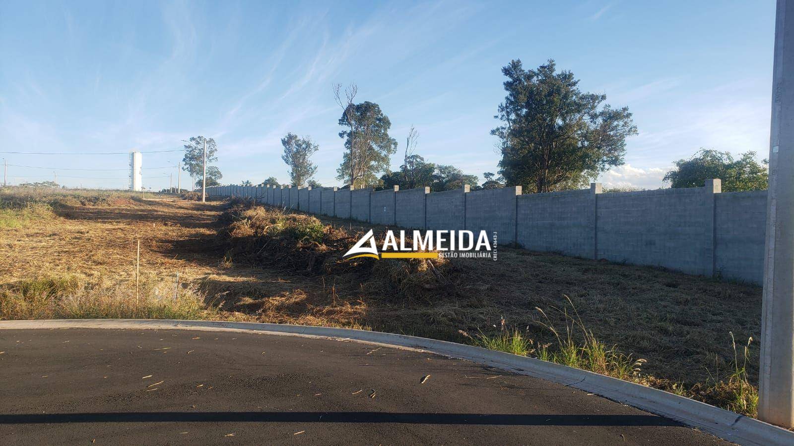 Loteamento e Condomínio, 492 m² - Foto 2