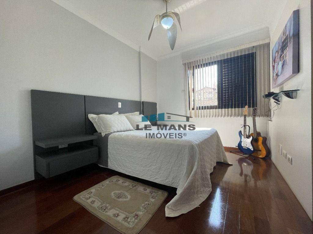 Apartamento à venda com 3 quartos, 123m² - Foto 33