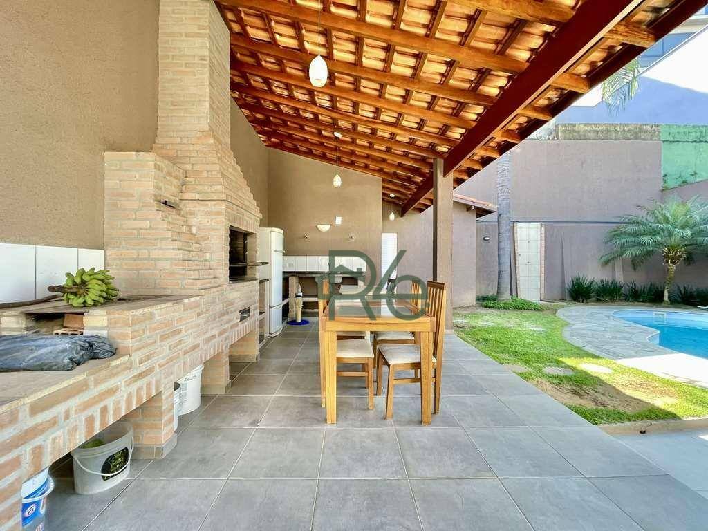 Casa de Condomínio à venda com 3 quartos, 318m² - Foto 36