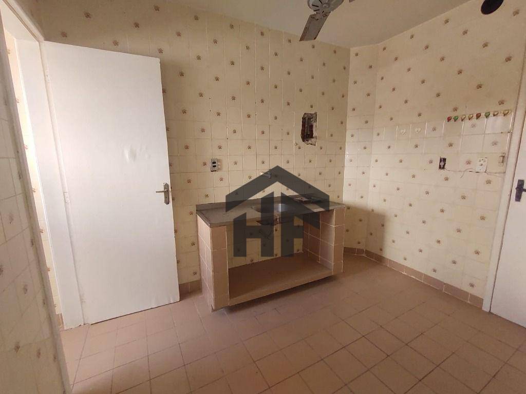 Apartamento à venda com 3 quartos, 76m² - Foto 10