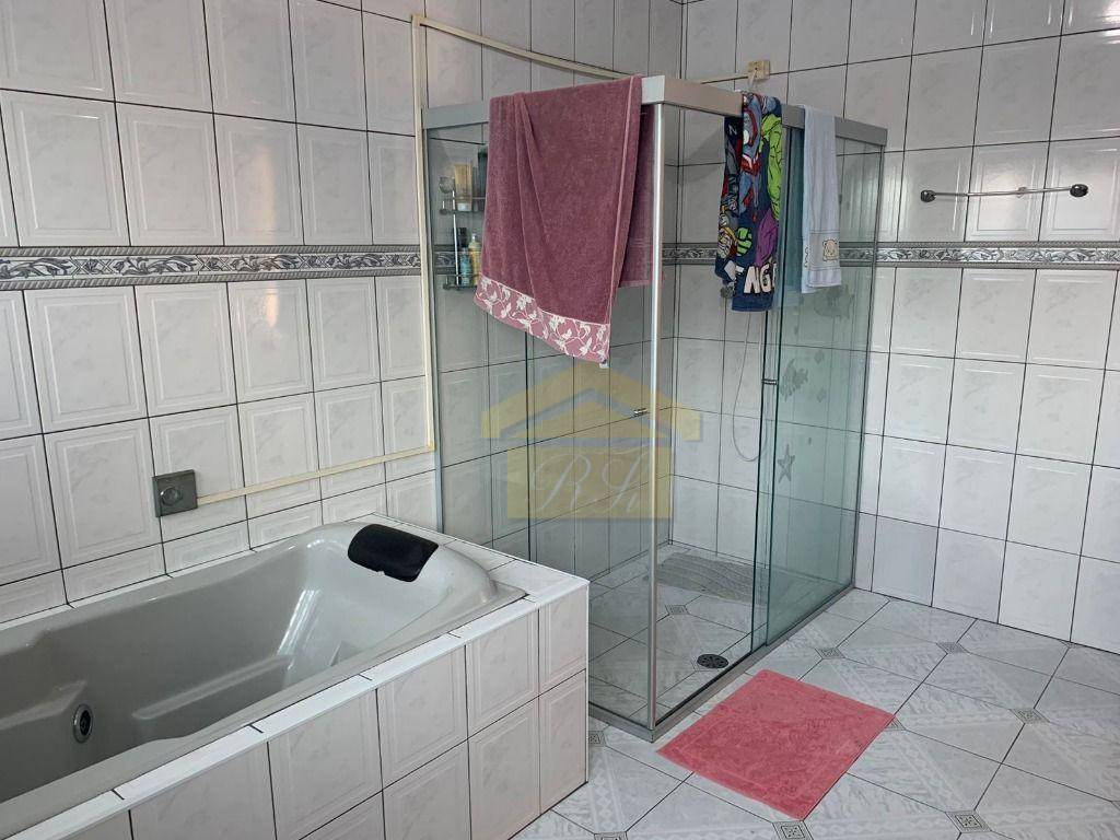 Sobrado à venda com 4 quartos, 237m² - Foto 32