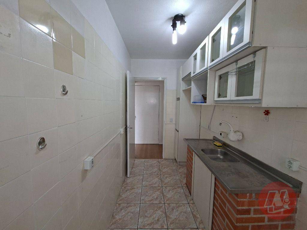 Apartamento para alugar com 1 quarto, 50m² - Foto 8