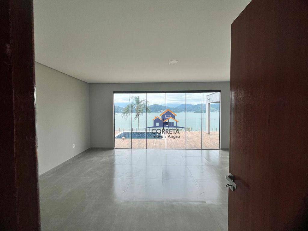 Casa à venda com 4 quartos, 240m² - Foto 13