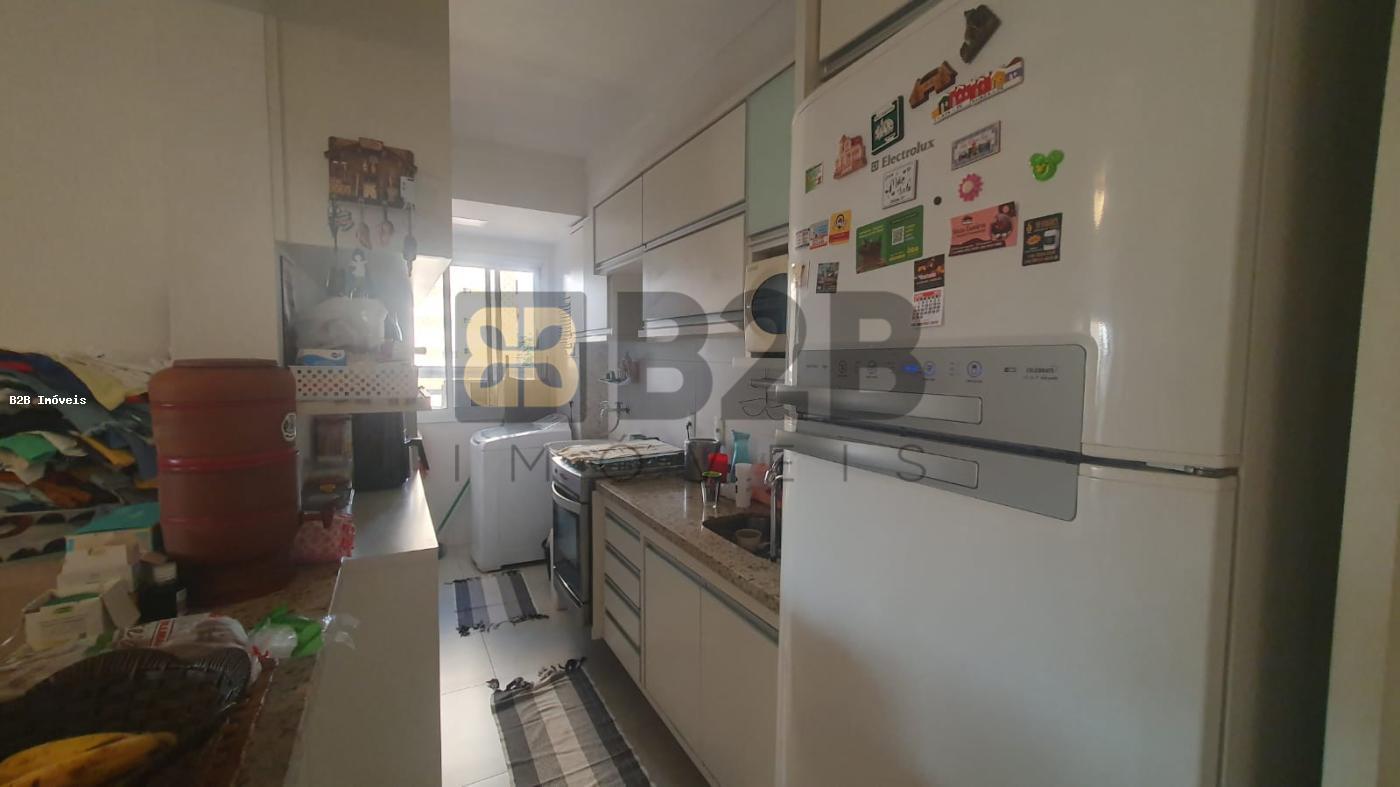 Apartamento à venda com 2 quartos, 71m² - Foto 5