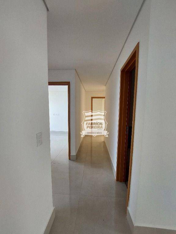 Apartamento à venda com 4 quartos, 134m² - Foto 9