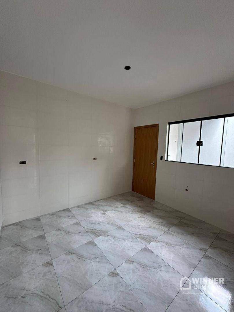 Casa à venda com 2 quartos, 75m² - Foto 8