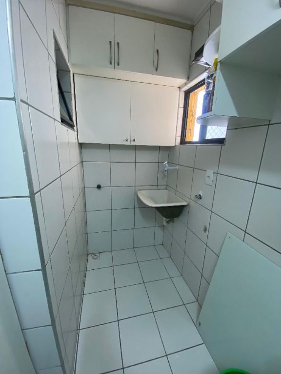 Apartamento à venda com 3 quartos, 60m² - Foto 8