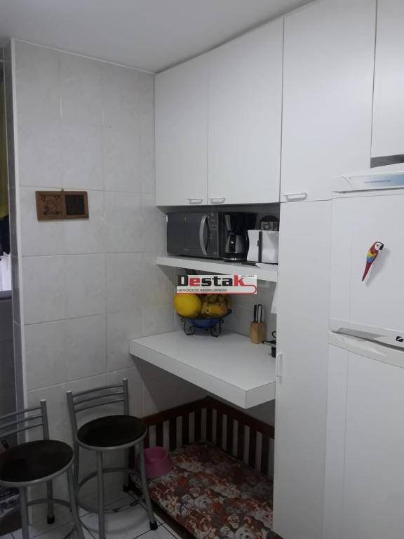 Apartamento à venda com 2 quartos, 56m² - Foto 3