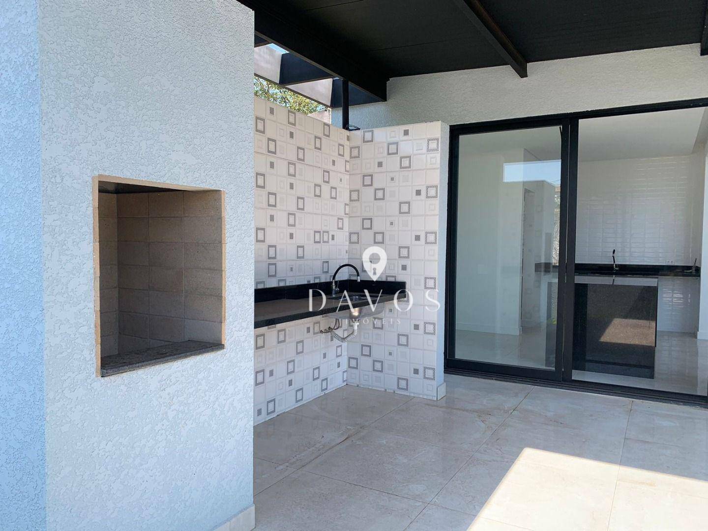 Casa à venda com 3 quartos, 227m² - Foto 8