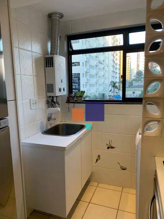 Apartamento à venda com 2 quartos, 60m² - Foto 12