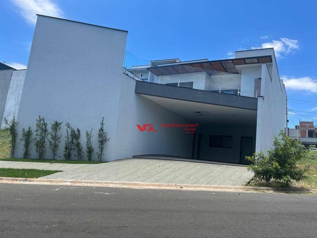 Casa de Condomínio à venda com 3 quartos, 227m² - Foto 2