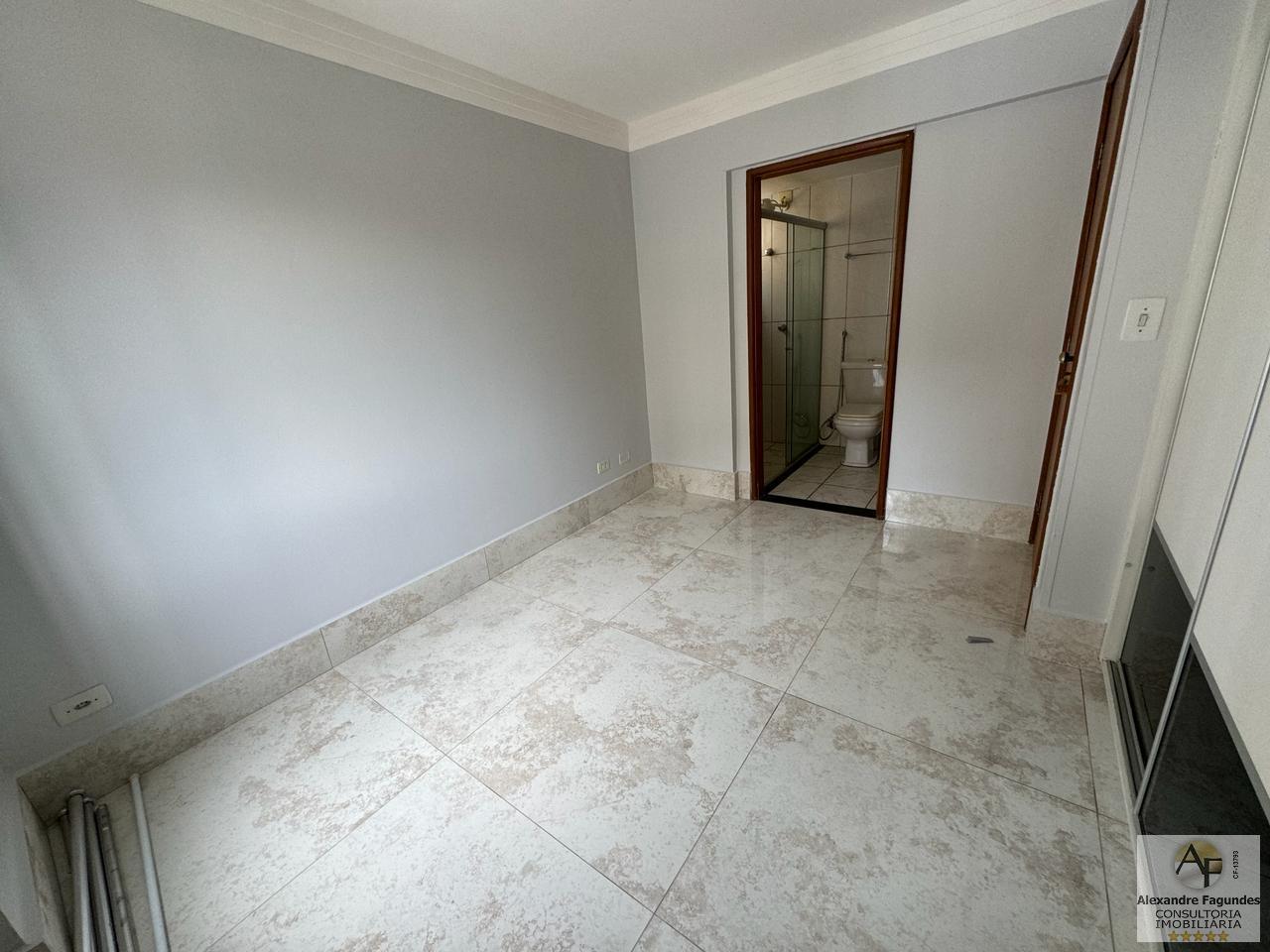 Apartamento à venda com 3 quartos, 94m² - Foto 22