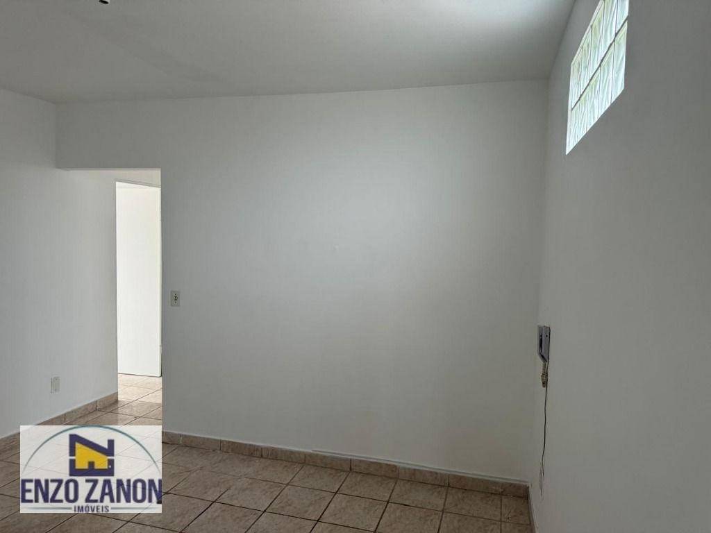 Apartamento para alugar com 2 quartos, 70m² - Foto 20