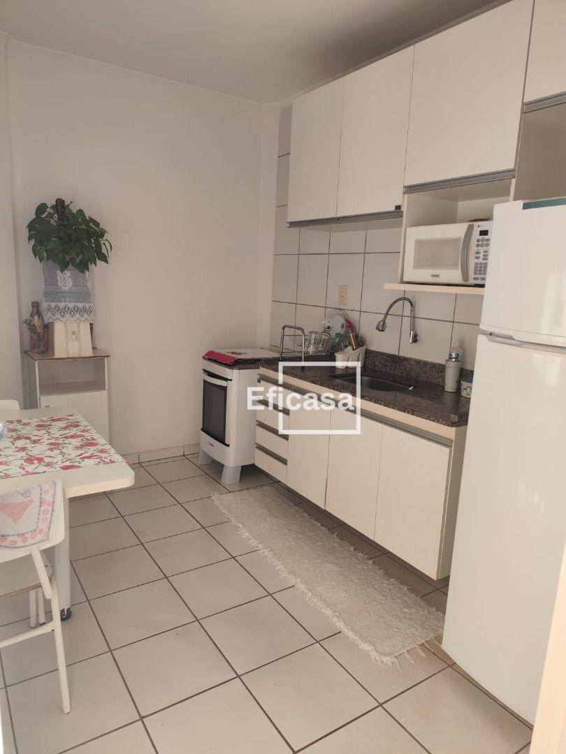 Apartamento à venda com 2 quartos, 77m² - Foto 14