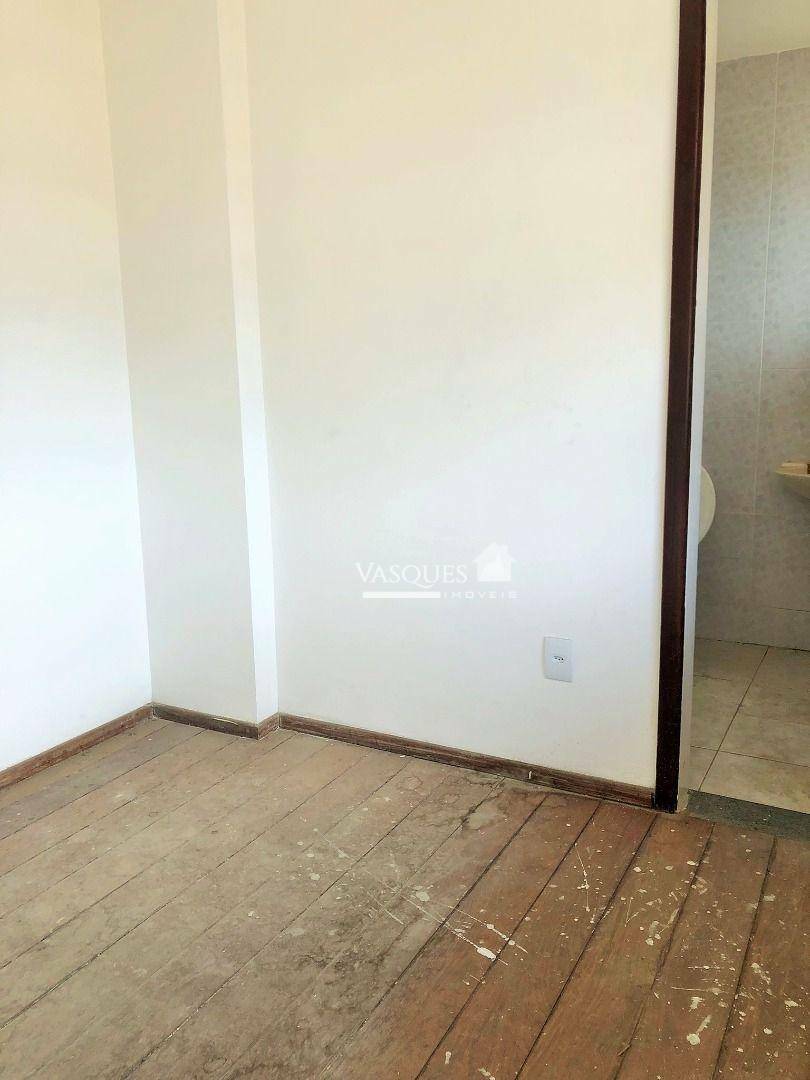 Cobertura à venda com 3 quartos, 130m² - Foto 13