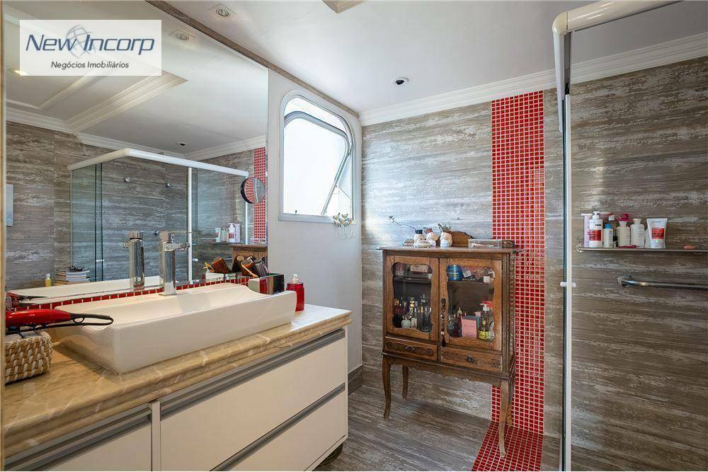 Apartamento à venda com 3 quartos, 208m² - Foto 29